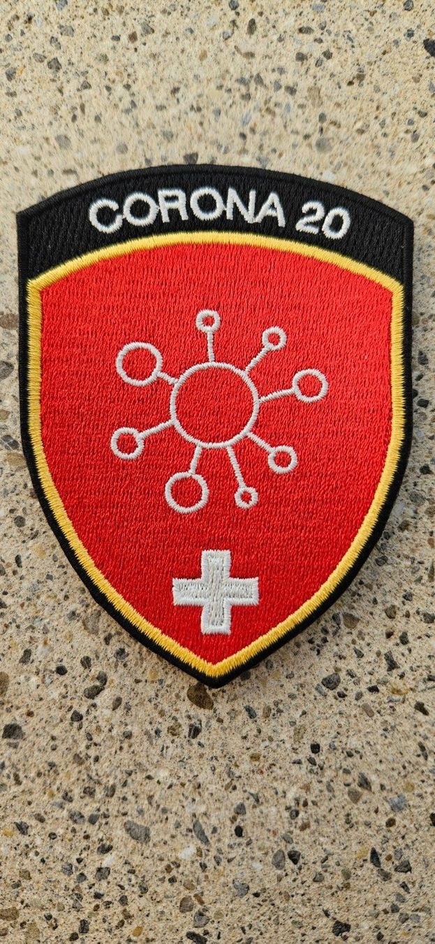 Schweizer Armee Placchette & Badge: *** Badge Corona mit klett *** – Nuovo e nell'imballaggio originale da Riedholz venduto da fr_sIruP