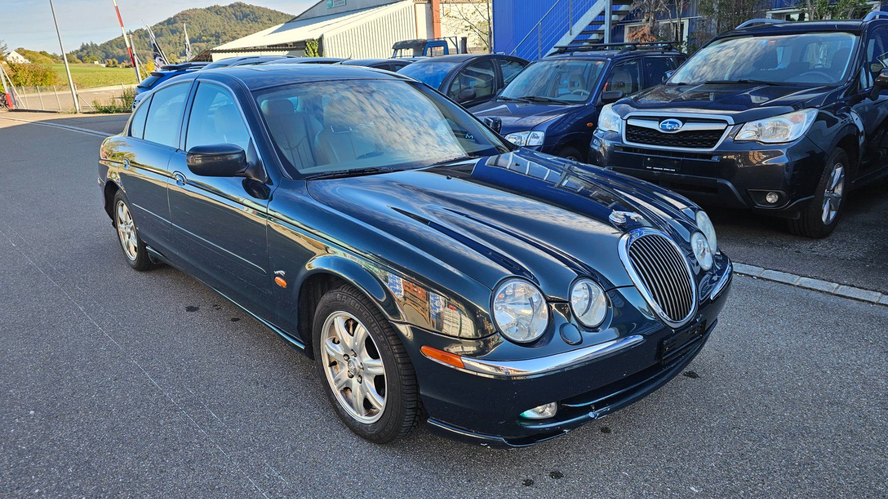 Jaguar Autos: Jaguar S-Type 4.0L V8 – D'occasion à Diessenhofen par Osio 2