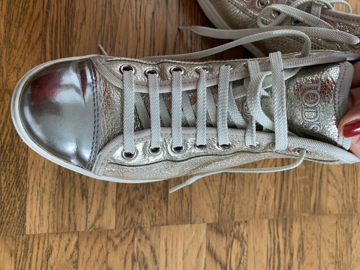 Chaussures femmes: Tods leder sneakers – D'occasion à Zürich par Nikuska32