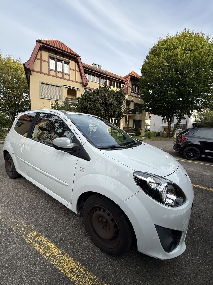 Renault Autos: Renault Twingo – D'occasion à Schaffhausen par Aebi_5457