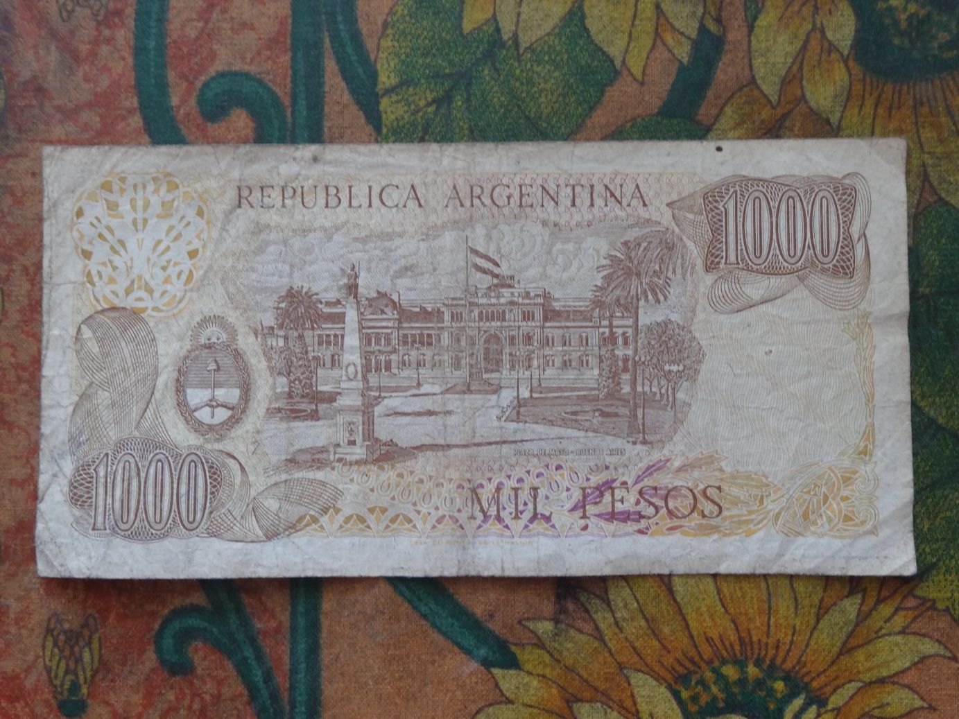Banconote: ARGENTINE  1000  Pesos  Billet – Usato da Romanel-sur-Lausanne venduto da Swift13 1