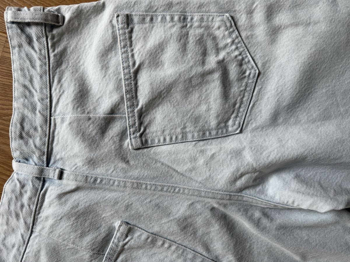 H&M Jeans: H&M Jeans hellblau straight leg 36 – Usato da Davos Dorf venduto da tati015 4
