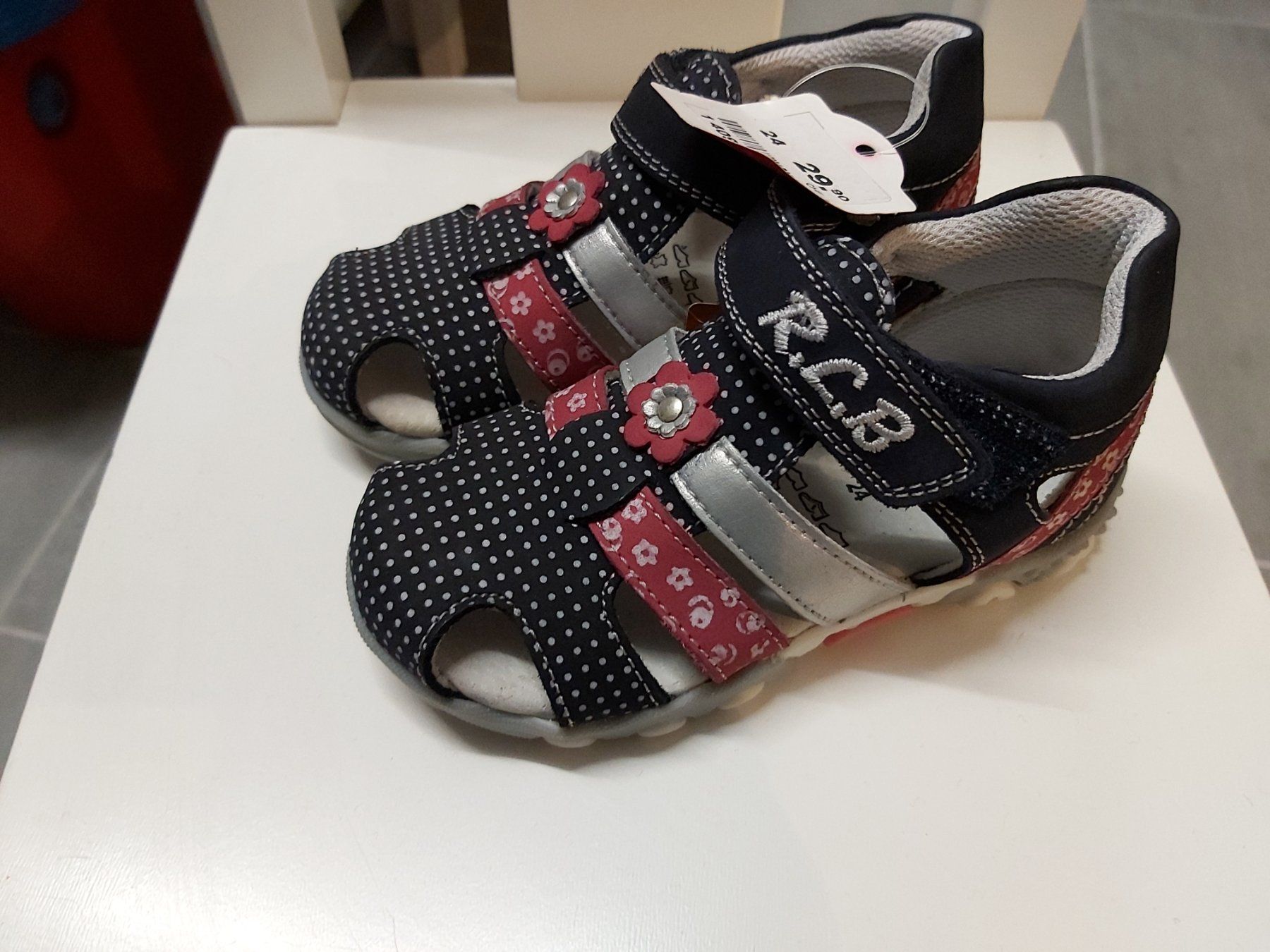 Schuhe für Mädchen: Sandalen - Gr. 24 (NEU) – Neu (gemäss Beschreibung) aus Kirchleerau von hop82