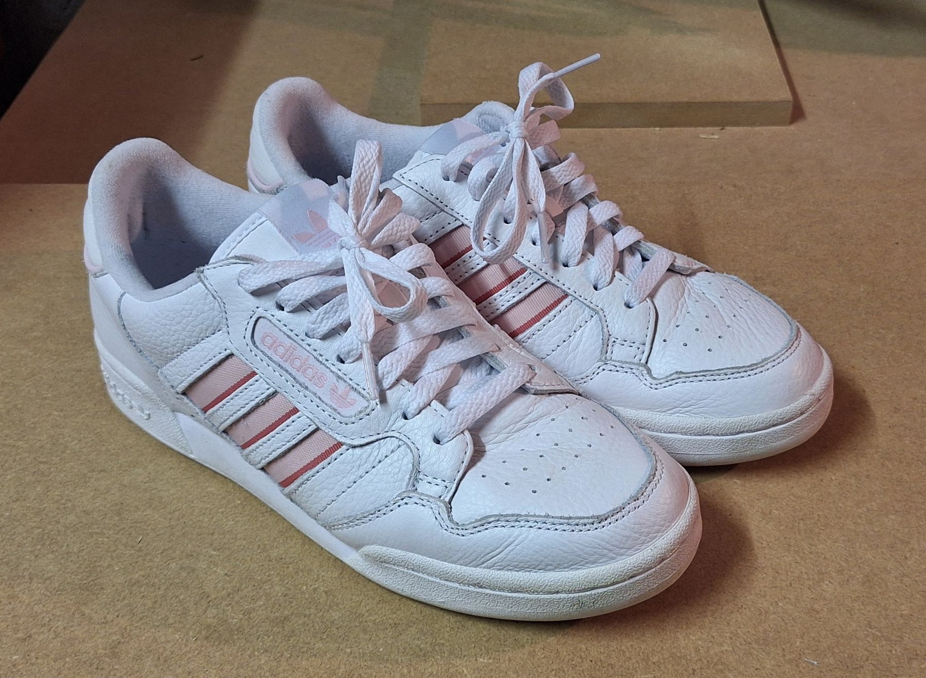 Adidas Scarpe da donna: Adidas Continental 80 – Usato da Zizers venduto da Melvi