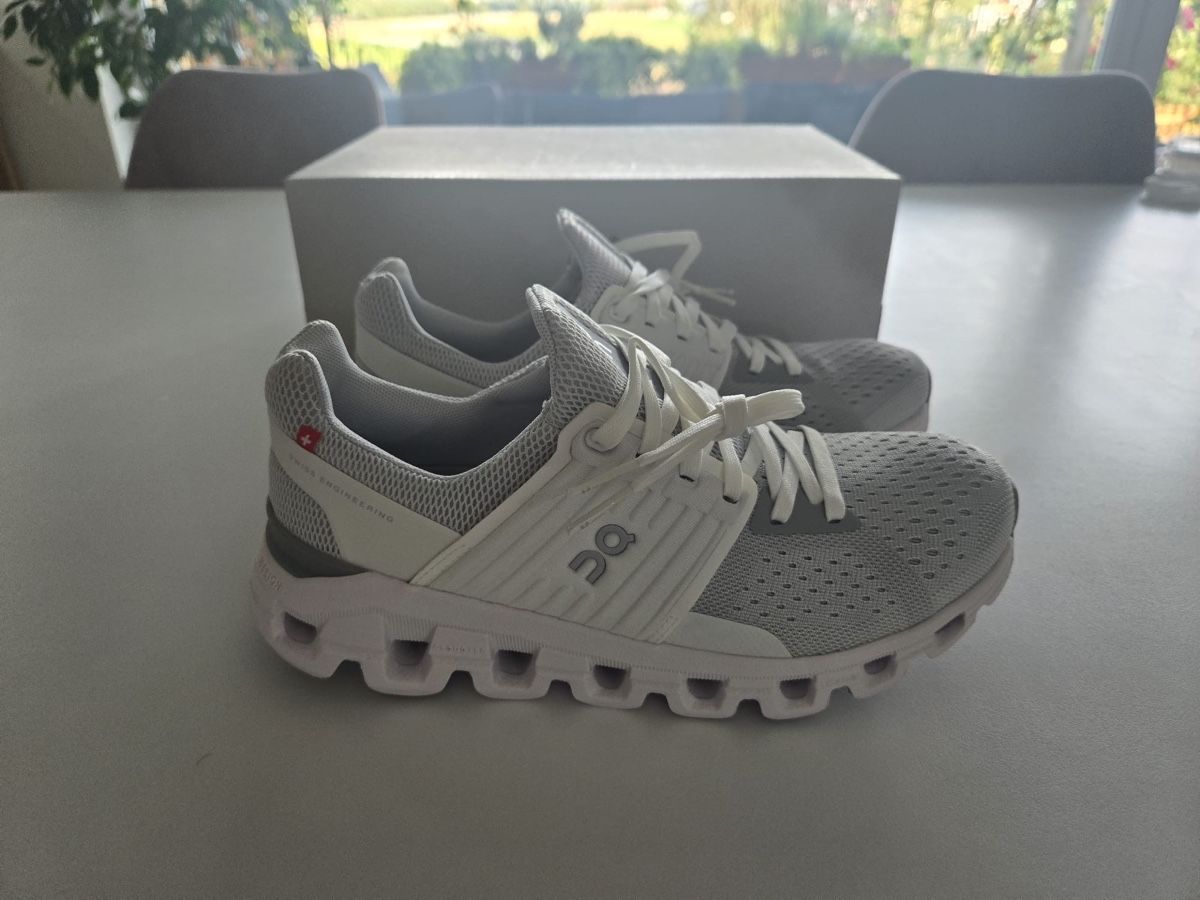 Scarpe da donna: On Schuhe – Nuovo e nell'imballaggio originale da Hallwil venduto da En.Pu.