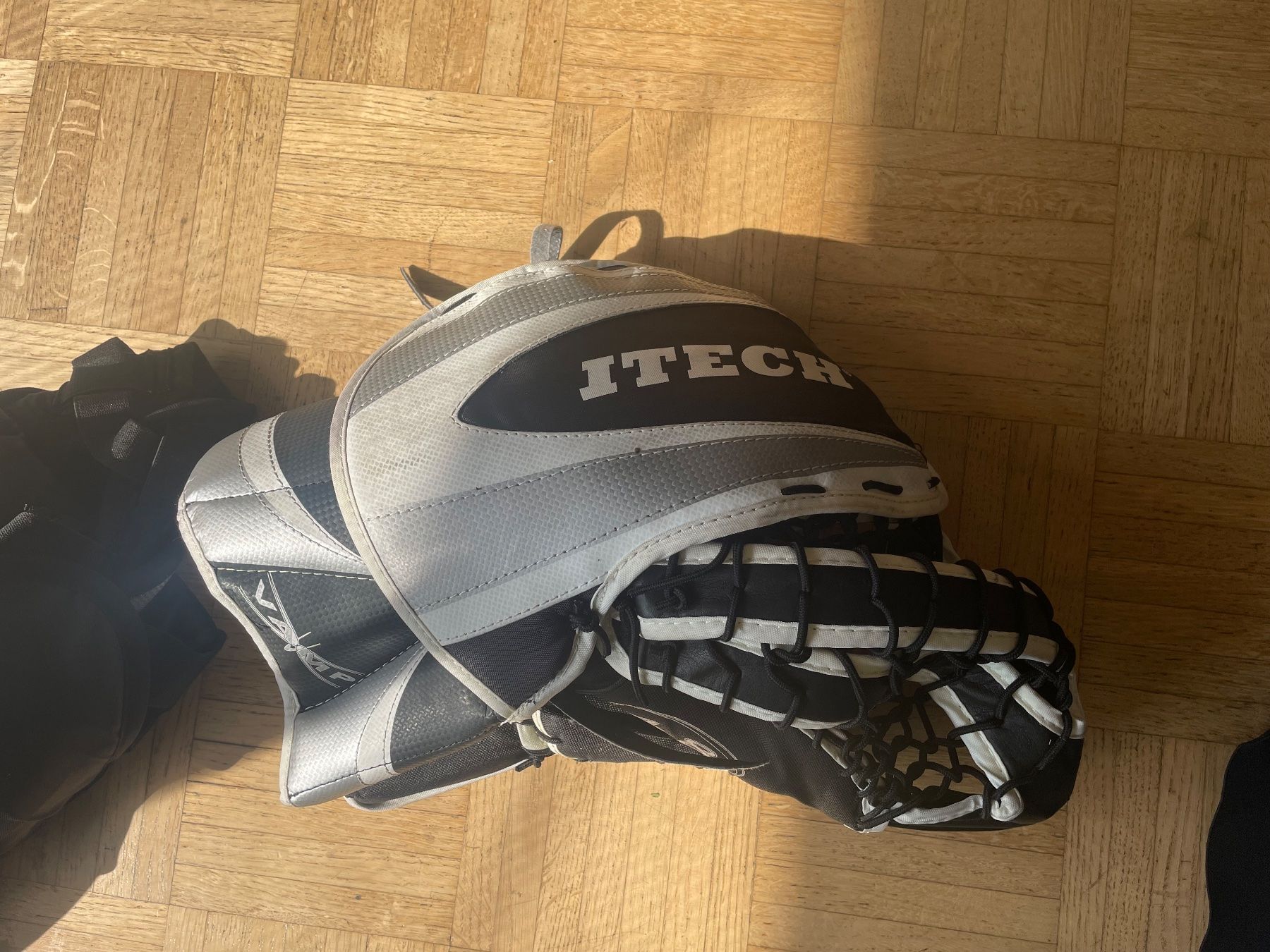 Protezioni & Imbottiture: Équipement de gardien de hockey – Usato da Le lignon venduto da Jarod74 7
