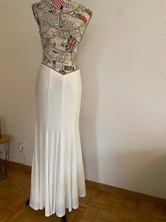 Robes: Abendkleid – D'occasion à aarau par Blejonline78 1