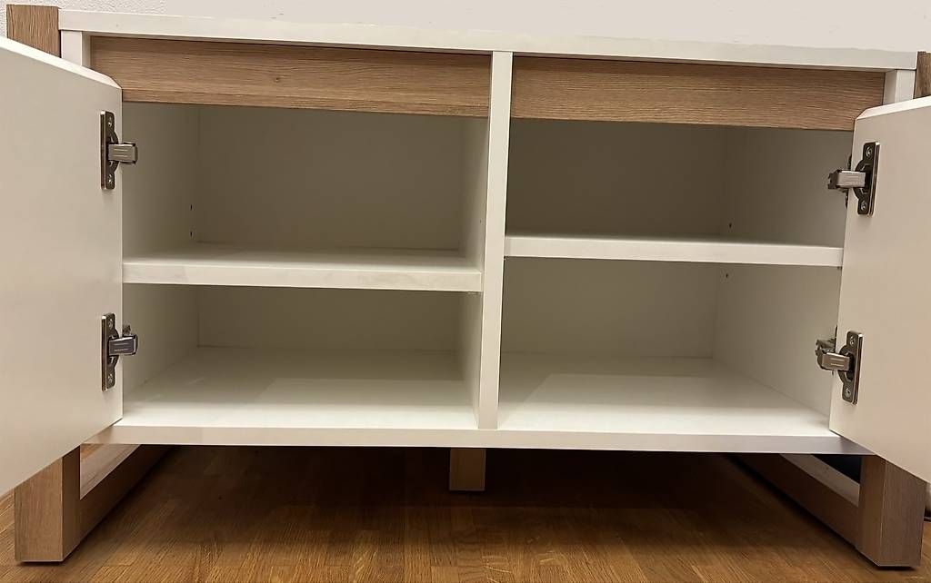 Livique Bänke: Sitzbank / Kommode – Gebraucht aus Romanshorn von mar_w6cq 1