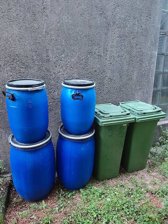 Baucontainer: Container – Gebraucht aus Capolago von Bomberz