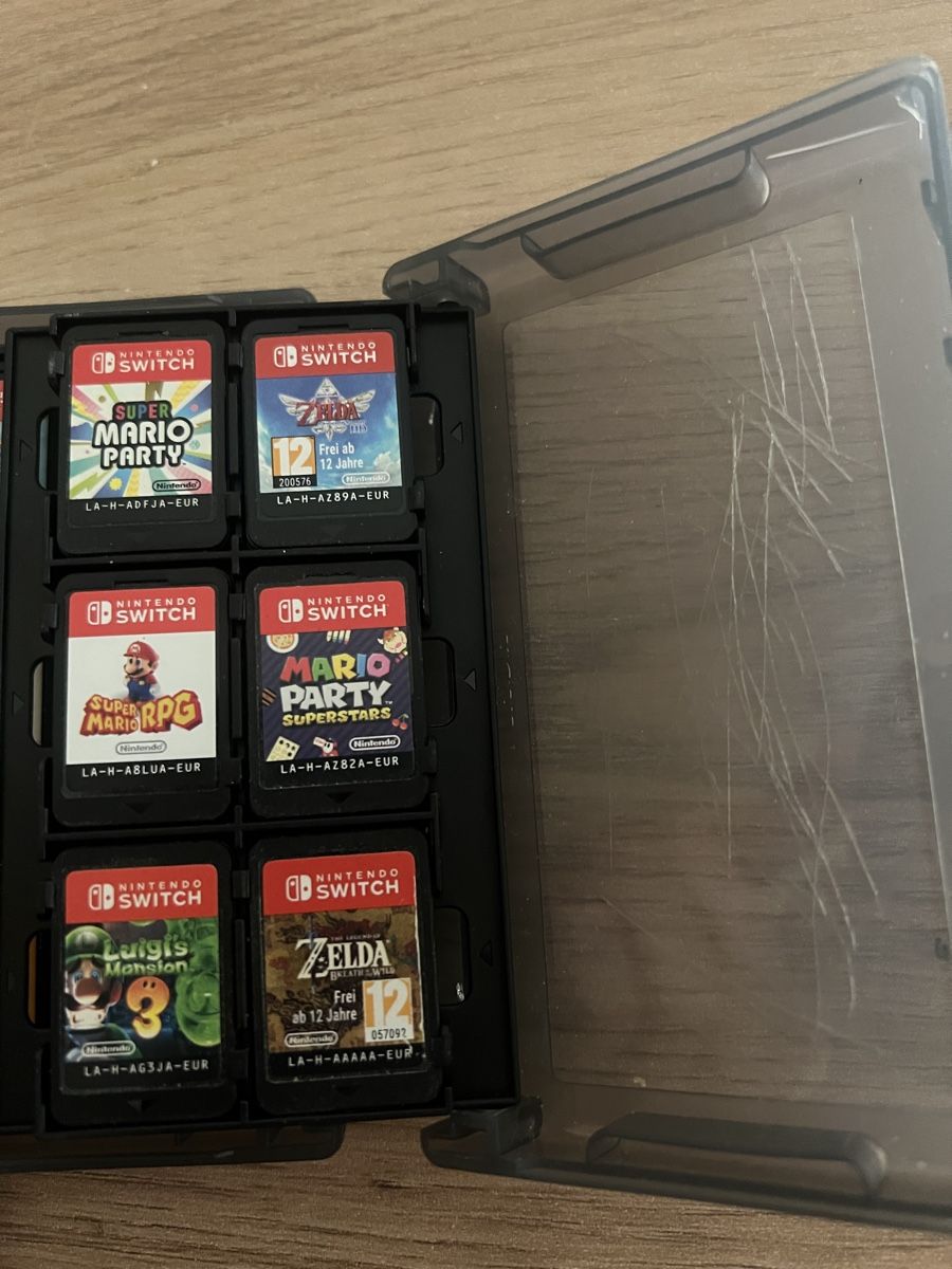 Nintendo Giochi: 30Stücke Nintendo Switch spiele – Usato da Frauenfeld venduto da osm_vl6p