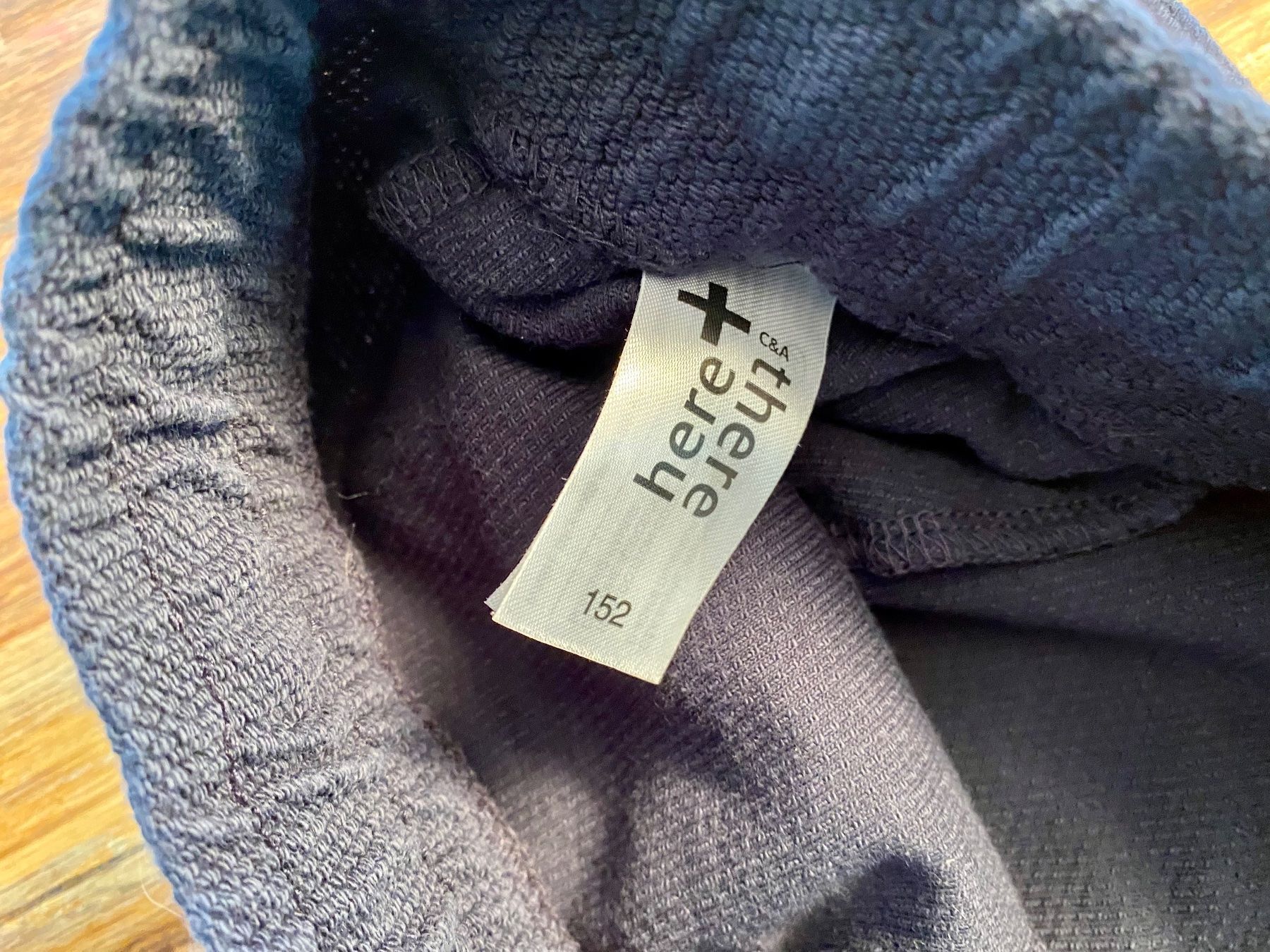 Pantaloni: neuwertig: lässige Shorts Gr. 152 – Nuovo (secondo la descrizione) da Buchrain venduto da Sunny026 2