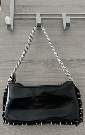 schwarze Tasche