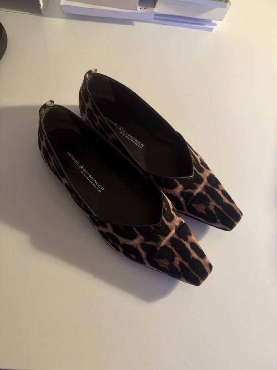 Kennel + Schmenger Scarpe da donna: Kennel & Schmenger Slipper Leo-Look, Grösse 37 – Usato da Schaan venduto da son_fr365 2