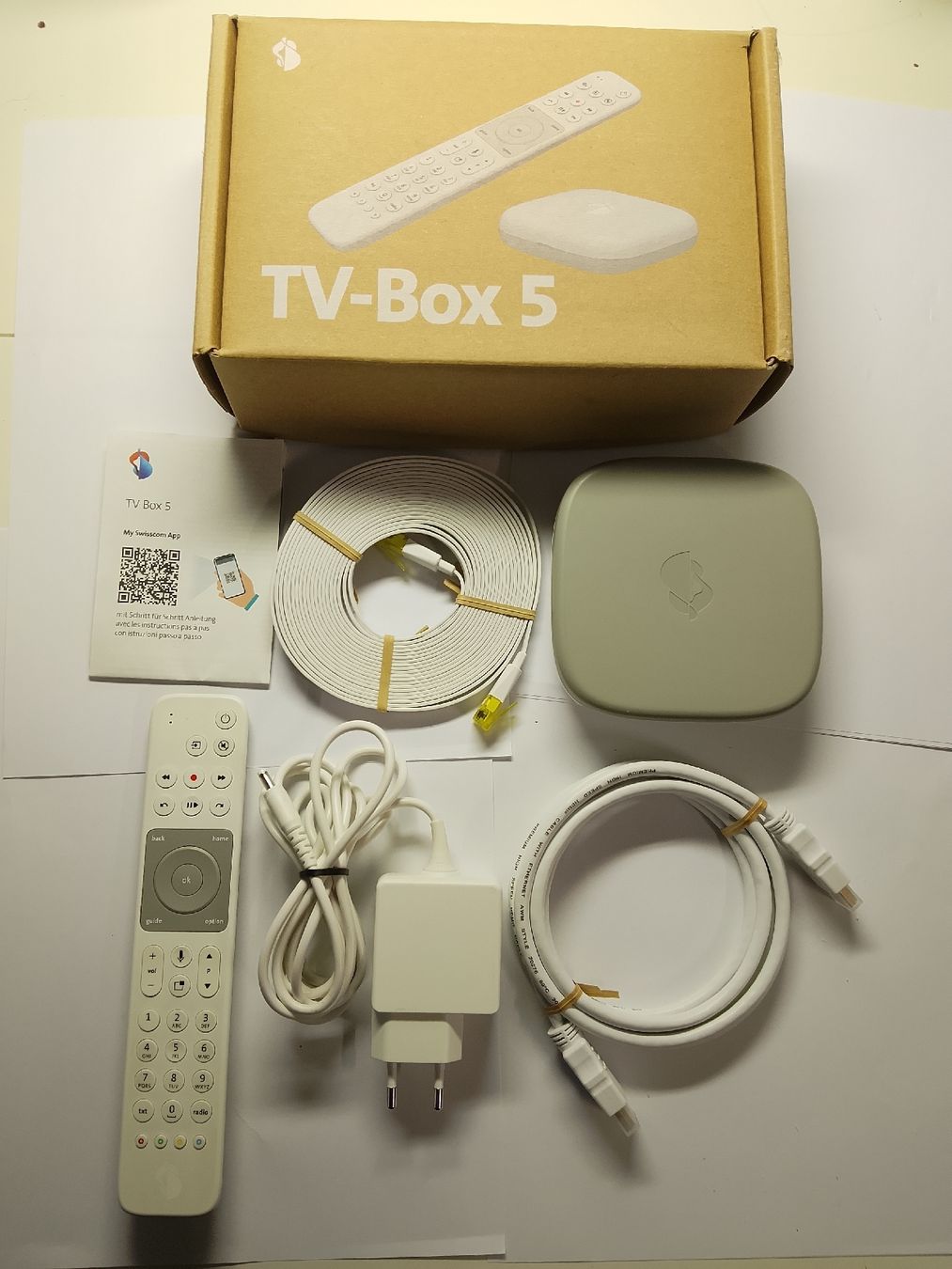Swisscom Sistemi audio & multimediali: Neue Swisscom TV Box 5 alles dabei – Nuovo (secondo la descrizione) da Biel/Bienne venduto da Vintage-timearts