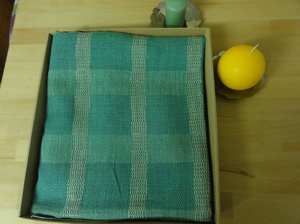 Tutte le decorazioni: Tischdecke türkis in Geschenkbox – Usato da St. Gallen venduto da nat_w7bl 1