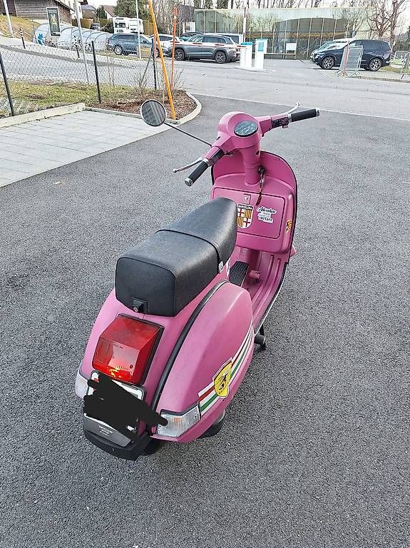 Strada: Vespa PX 125 rose Expertisée – Usato da Attalens venduto da rosset2m 3