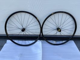 Gravel-Radsatz Mavic Allroad fabrikneu