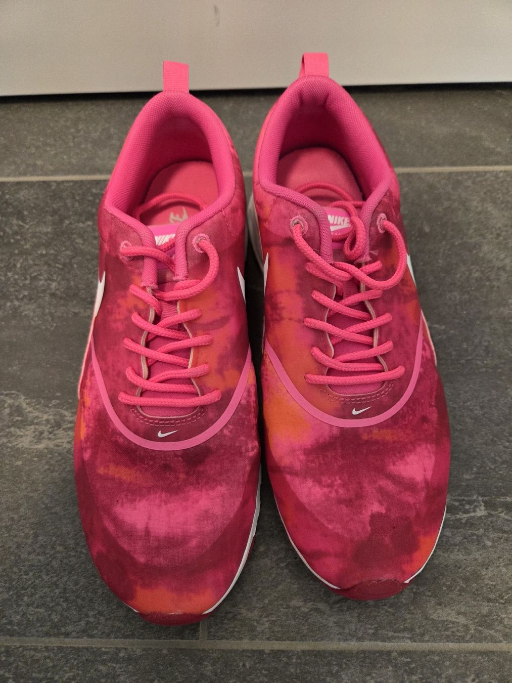 Nike Scarpe da donna: Nike Sneakers Grösse 40 – Usato da Reichenburg venduto da gin15 1