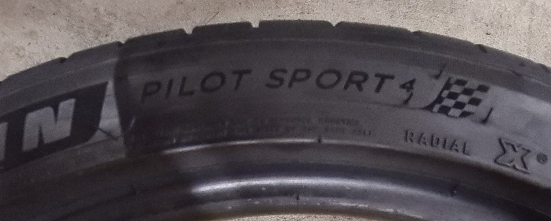 Michelin Pneus & Kompletträder: Vier Sommerreifen 225/45R18 – Gebraucht aus Uetendorf von ATA-Deals 6