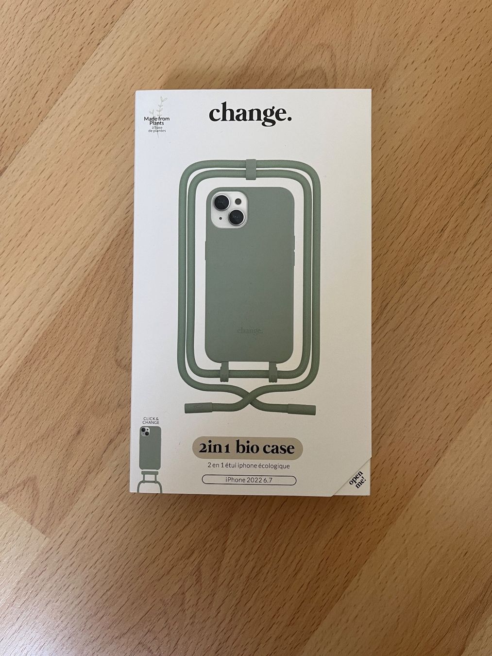 Apple Covers & Schutzfolien: Handyhülle mit Kette für iPhone 14 Plus – Neu und originalverpackt aus St.Gallen von BRT91