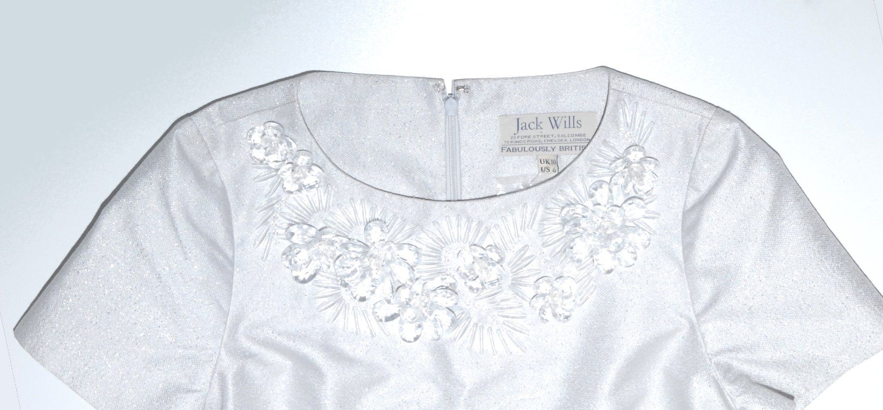 Vestiti: Mini-robe argentée avec col en perles transparentes. T. S – Usato da Clarens venduto da alice_merveilles 2