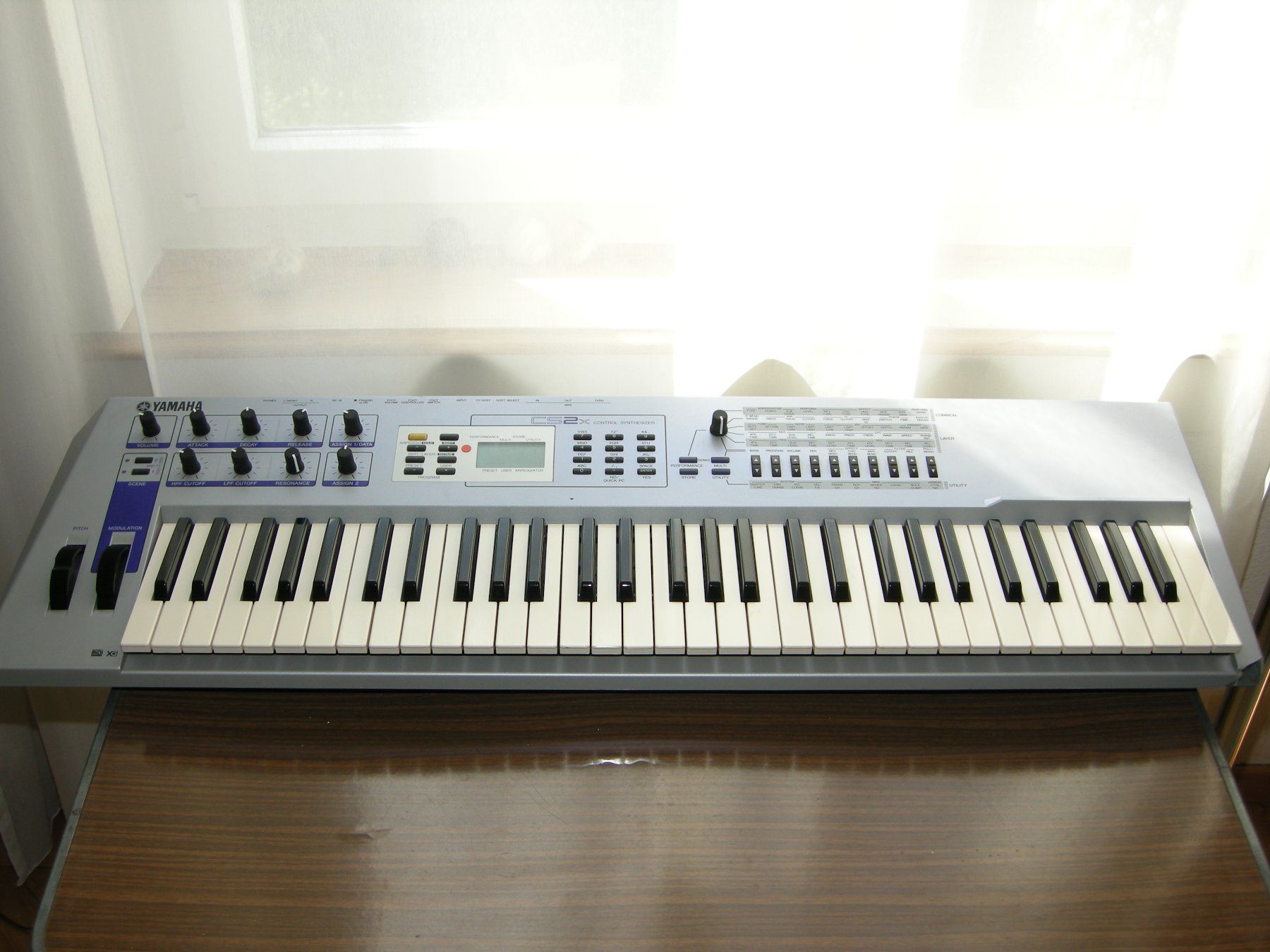 Yamaha Musikinstrumente: Vintage Yamaha Synthesizer CS2x / 1999 – Gebraucht aus Aarau von Pearlz