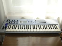 Vintage Yamaha Synthesizer CS2x / 1999