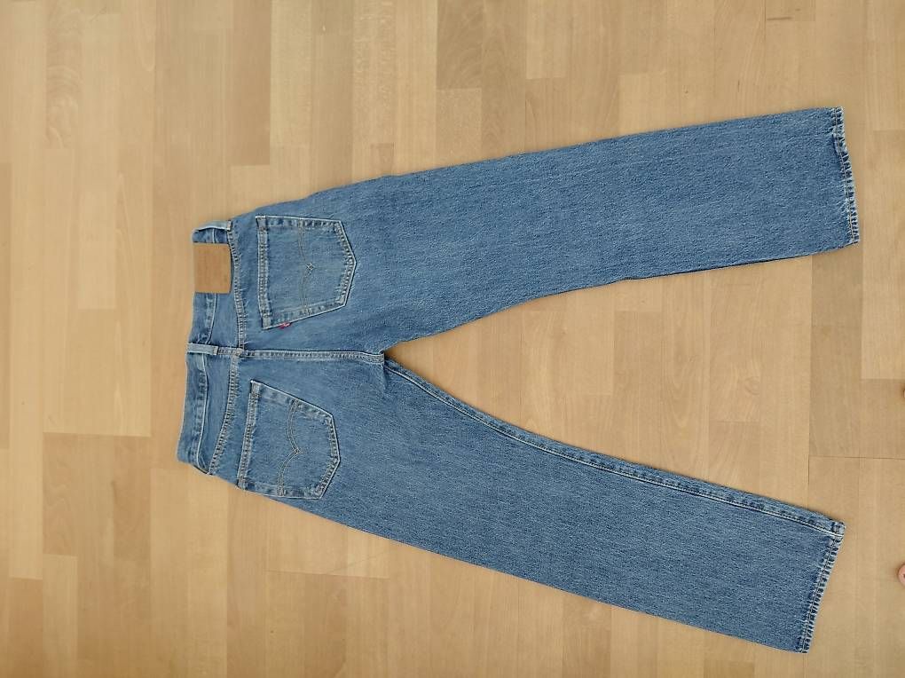 Levi's Jeans: Levi Strauss Jeans W31 L30 – Usato da Otelfingen venduto da ani_2dzh 1