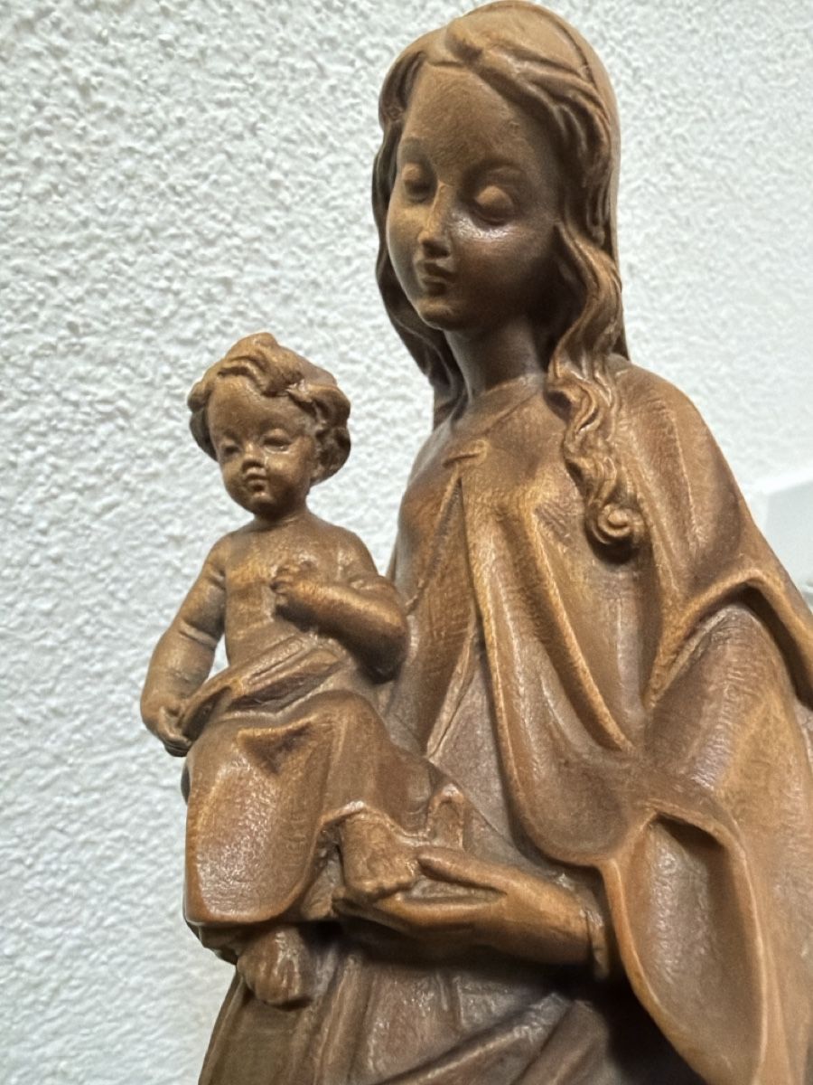 Sculptures & Statues: Madonna mit Kind, geschnitzt aus Holz. – D'occasion à Biberist par Momo33 2