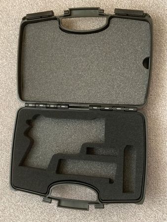 Orig. SIG SAUER Pistolenkoffer mit Schaumstoffeinsatz