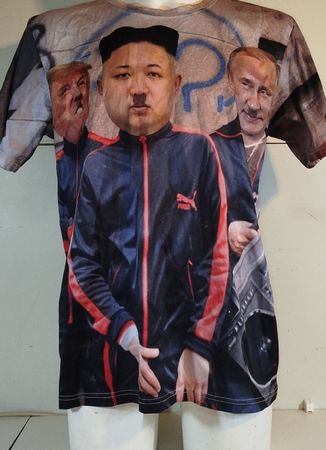 Absolut einzigartiges T-Shirt mit speziellem Aufdruck!(em20)