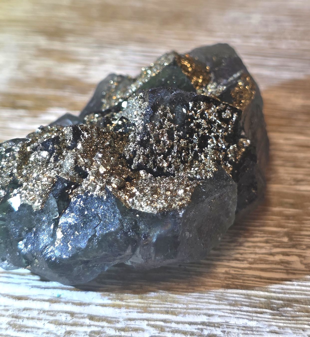 Minerali & Pietre curative: Fluorit mit Pyrit Rohstück 100g – Nuovo e nell'imballaggio originale da Matzingen venduto da Shay_Crystalz 2