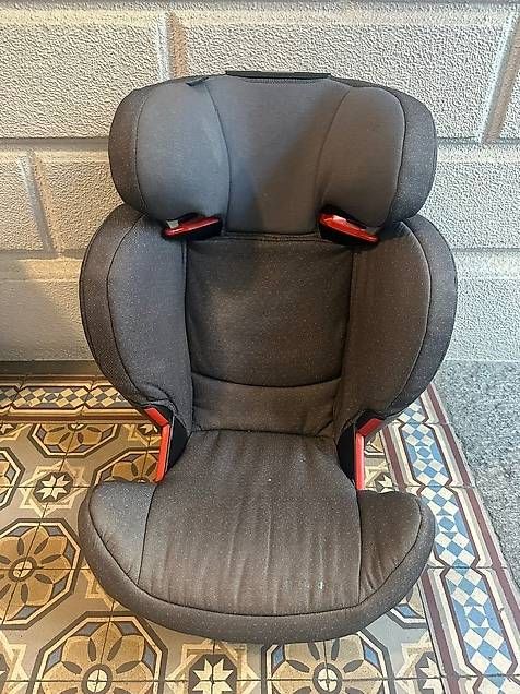 Maxi-Cosi Sièges auto: MAXI-COSI Rodifix Kindersitz / Autositz – D'occasion à Zürich par Ballmer