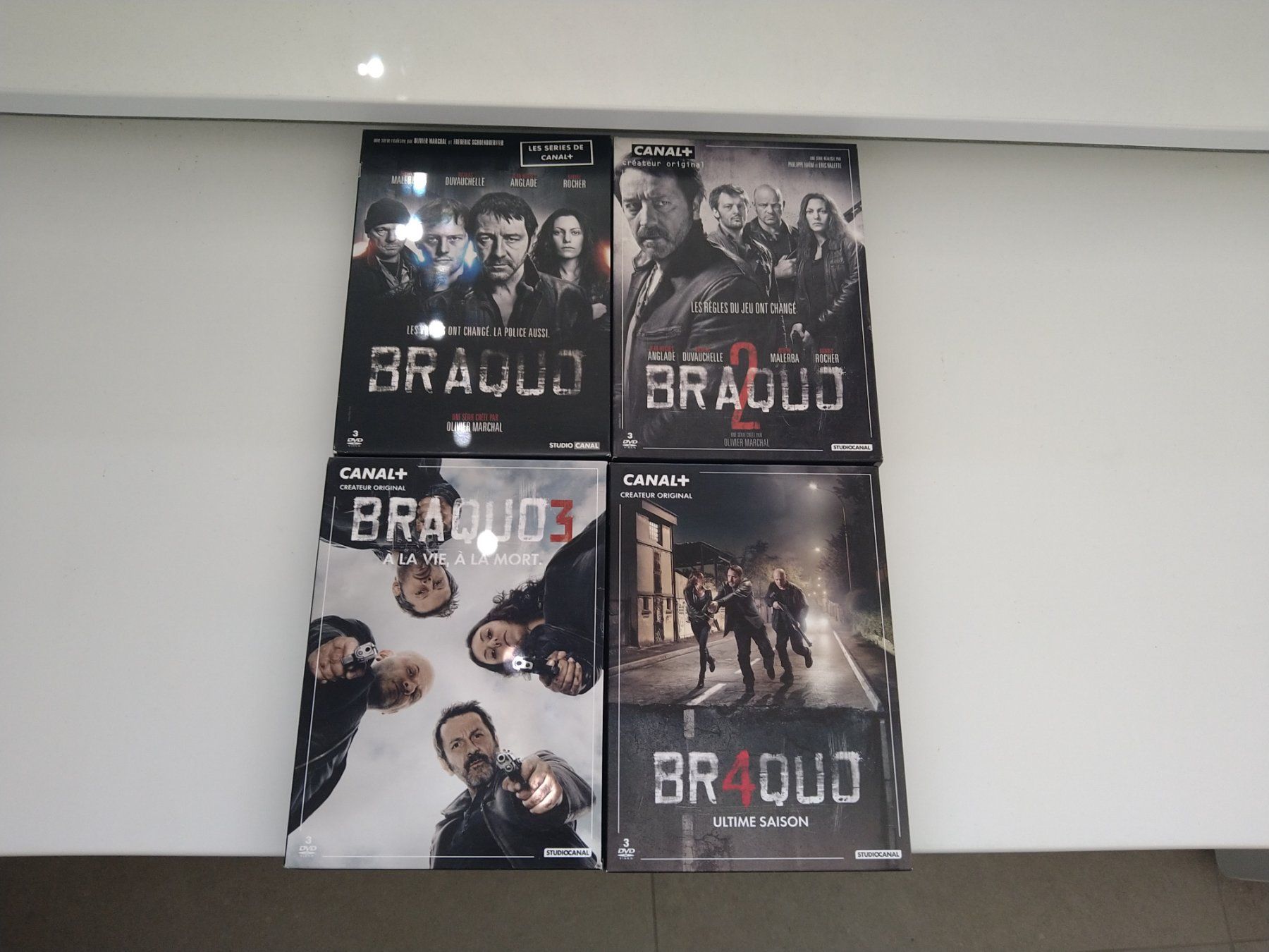 Tutti i DVDs: Braquo - Intégral 4 saisons – Nuovo (secondo la descrizione) da Echallens venduto da michllbis 1
