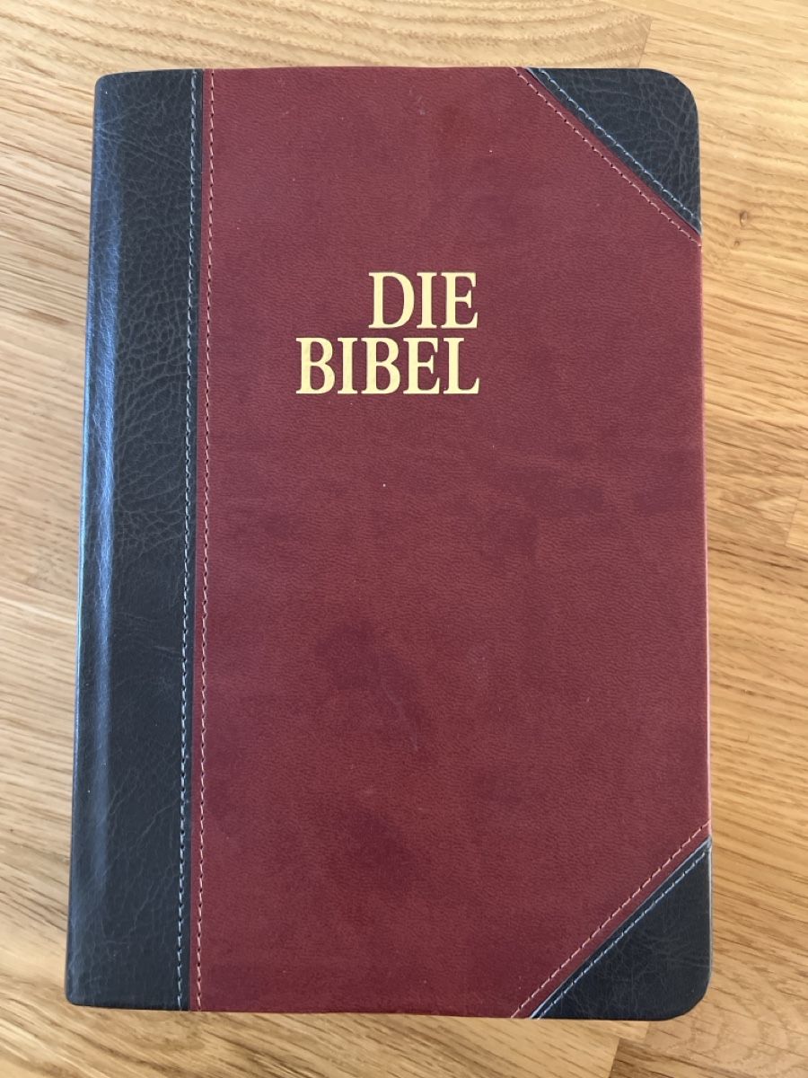 Bücher: Die Bibel mit Parallelstellen und Studienhilfen, neu – Neu (gemäss Beschreibung) aus Basel von clembou