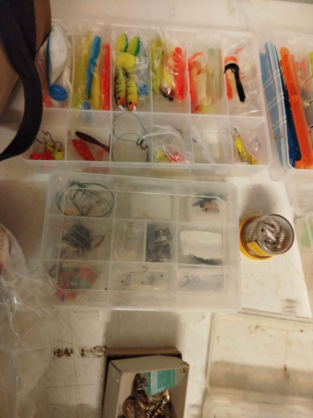 Angelruten: Accessoires de pêche (nr 28) – Gebraucht aus La Chaux-de-Fonds von Emmaus2300CDF 3