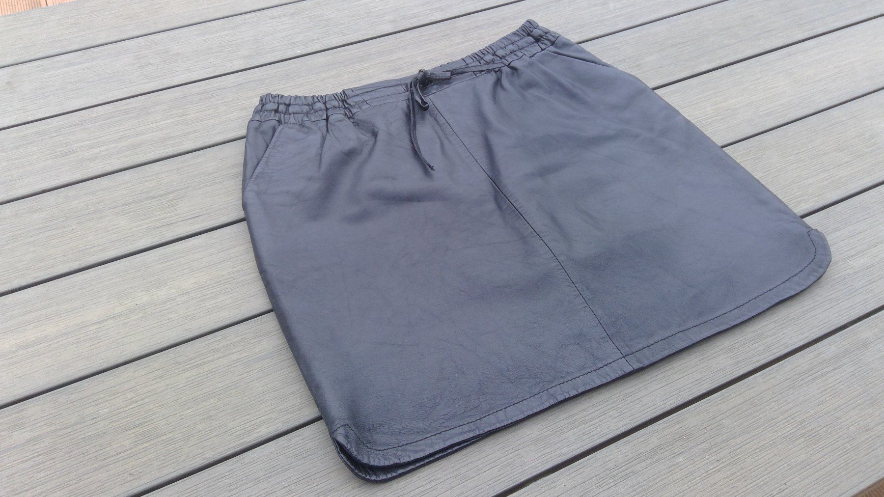 Röcke: Jupe en cuir Soft Grey La Redoute, taille 38 – Gebraucht aus Agiez von chouchanelle 1