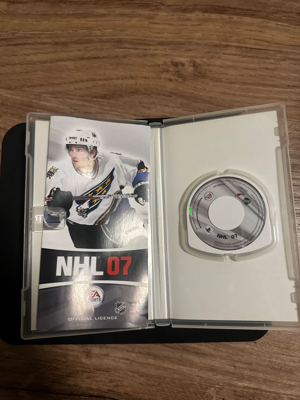 Giochi: NHL 07 - PSP Spiel – Usato da Sulz AG venduto da DealWerk 2