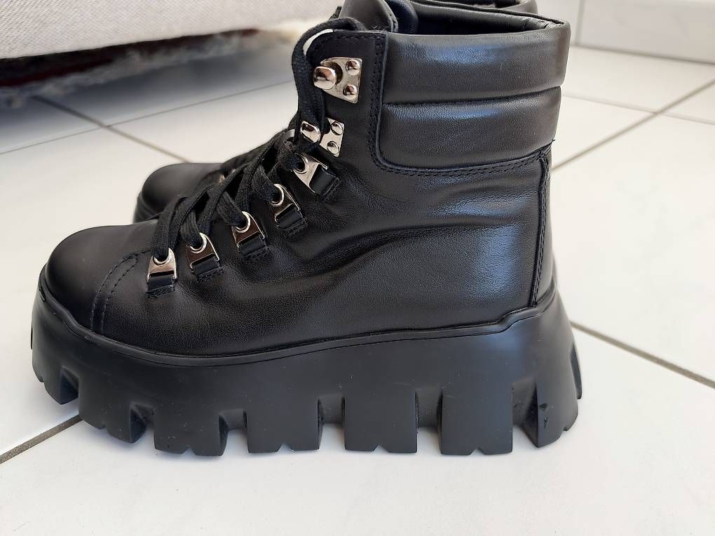 Chaussures femmes: Boots. Echtes Leder, grosse 36 – D'occasion à Hergiswil NW par Juliayy 3