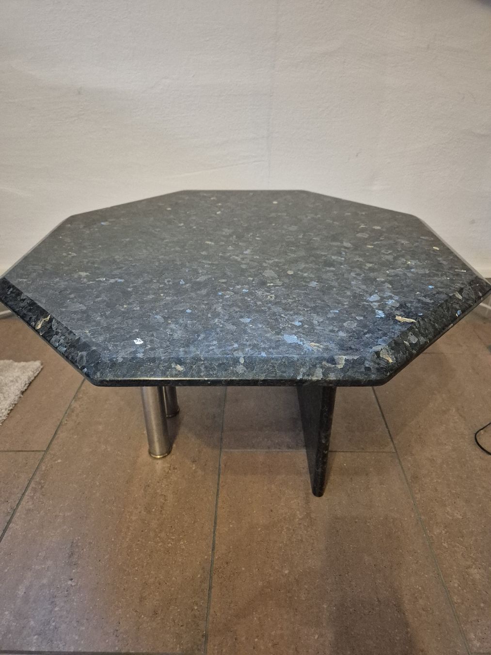 Tables: Salontisch Labrador 8 Eckig – D'occasion à Belp par leandro037 2