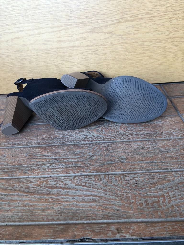 Scarpe da donna: Sandalen – Nuovo (secondo la descrizione) da Büren an der Aare venduto da Timike87 2