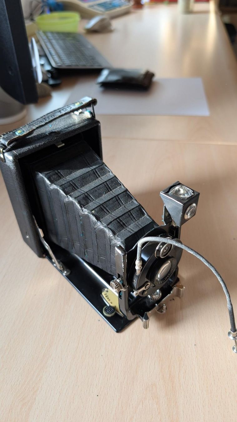 Fotocamera: Fotoapparat JCA Volta 106 inkl. Stativ – Usato da Ittigen venduto da stoney63 6