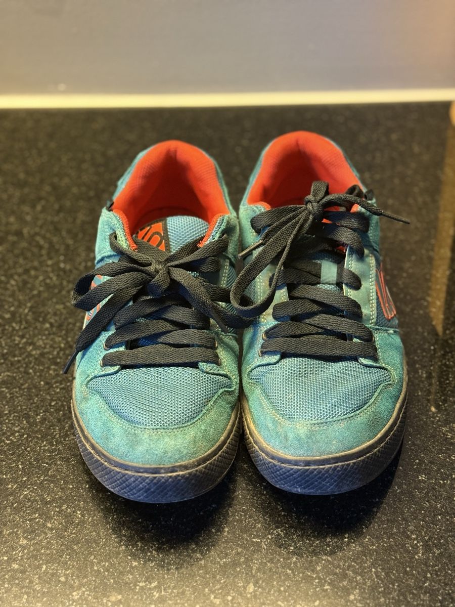 Five Ten Chaussures hommes: Five Ten Freerider MTB Schuhe – D'occasion à Davos Platz par Forumraida 2