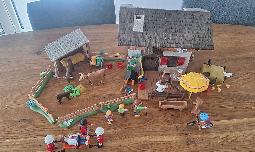 Playmobil Giocattoli: Playmobil Alphütte – Usato da Neuenkirch venduto da Ducati79 2