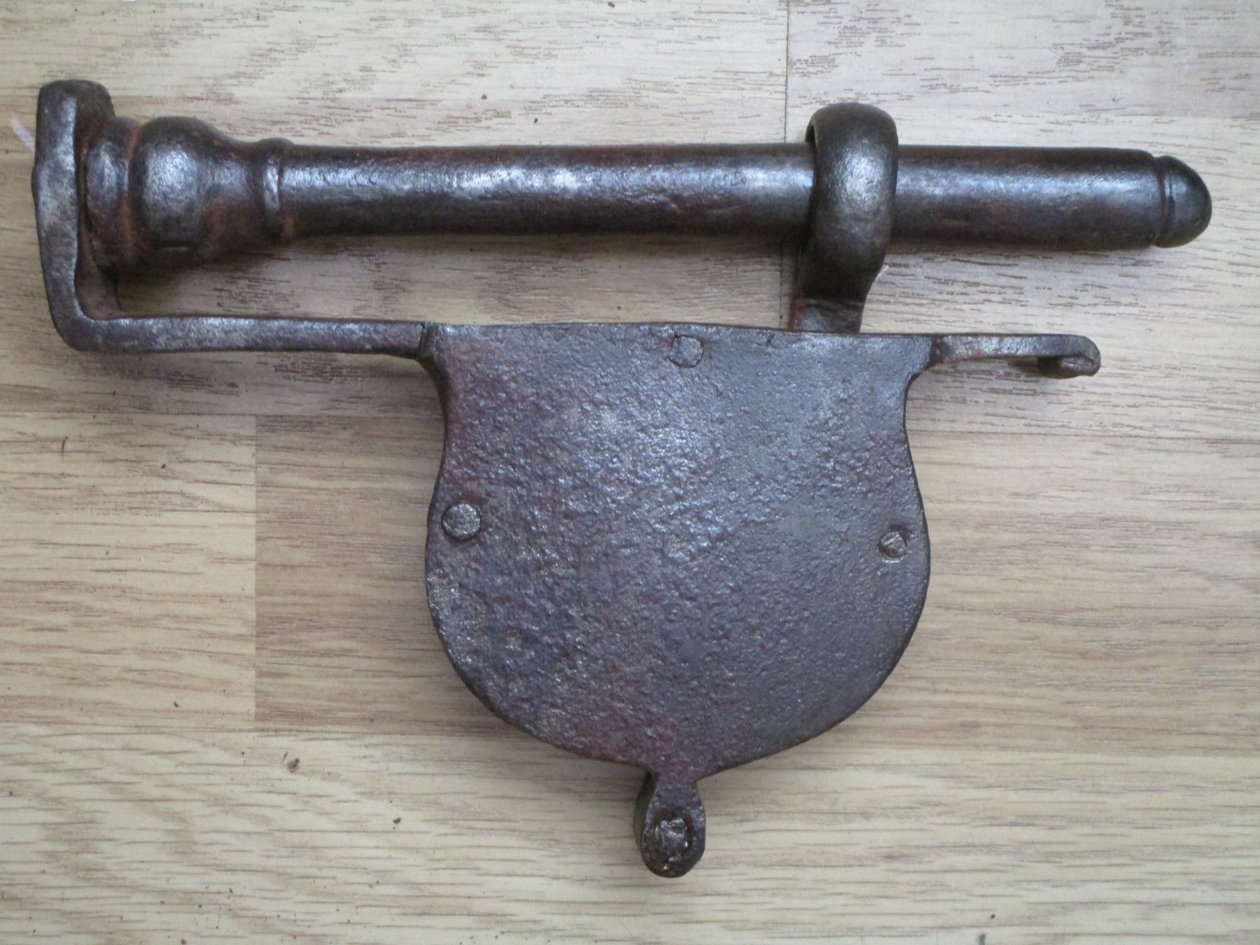 Cadenas: Massives antikes Vorhängeschloss geschmiedet – D'occasion à Heimberg par Lupo57 1