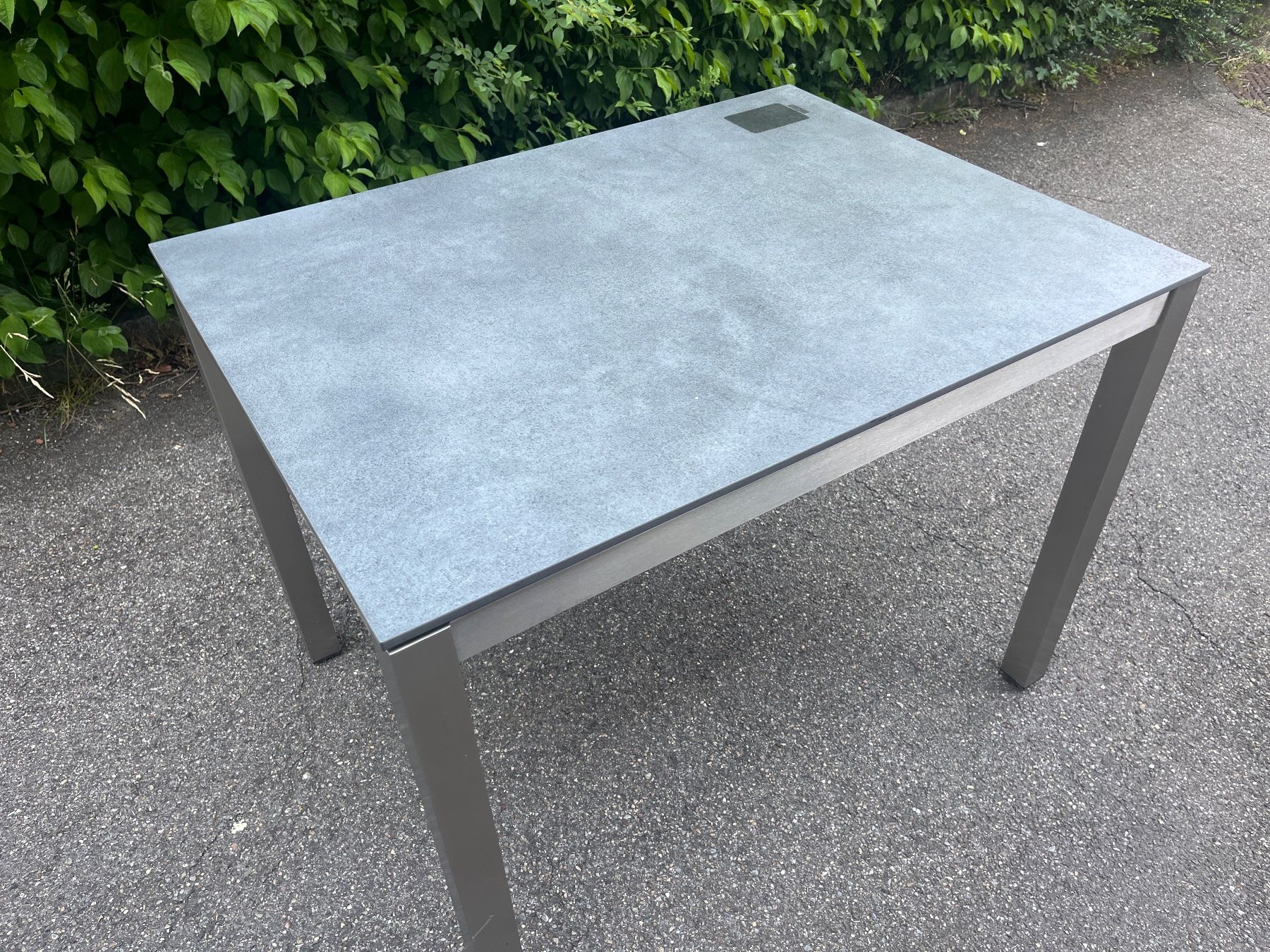 Tavoli: Gartentisch "classic" 100x75cm Inox mit HPL Platte – Usato da Volketswil venduto da Mazuvo8604 1