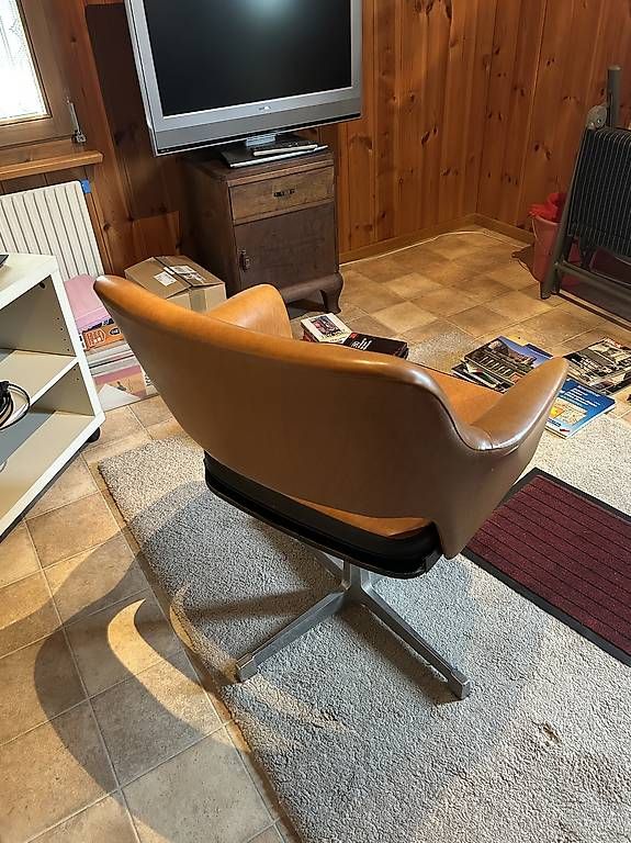 Stühle: Vintage Drehstuhl – Gebraucht aus Moosseedorf von bru_8xjy 1