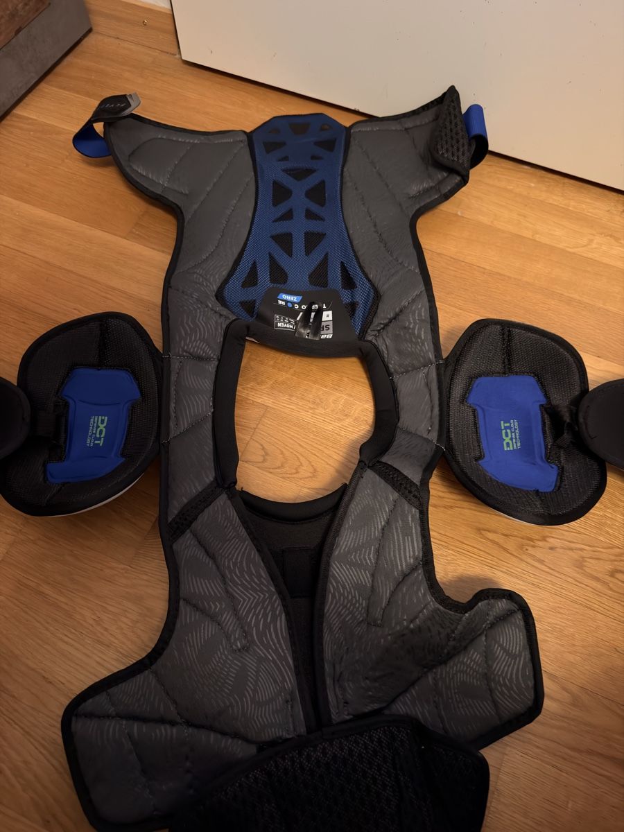 Giochi: Bauer Vapor Flylite Brustpanzer Senior Medium – Nuovo (secondo la descrizione) da Berg TG venduto da luca.qkz 4