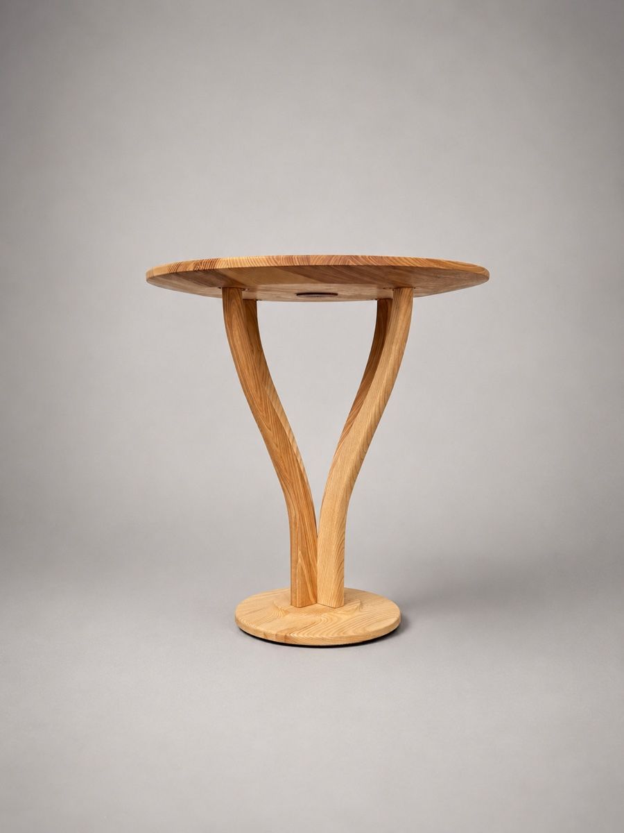 Tables: Beistelltisch aus massiver Esche – Neuf (Voir description) à Zwillikon par EichenlaubWoodwork 6