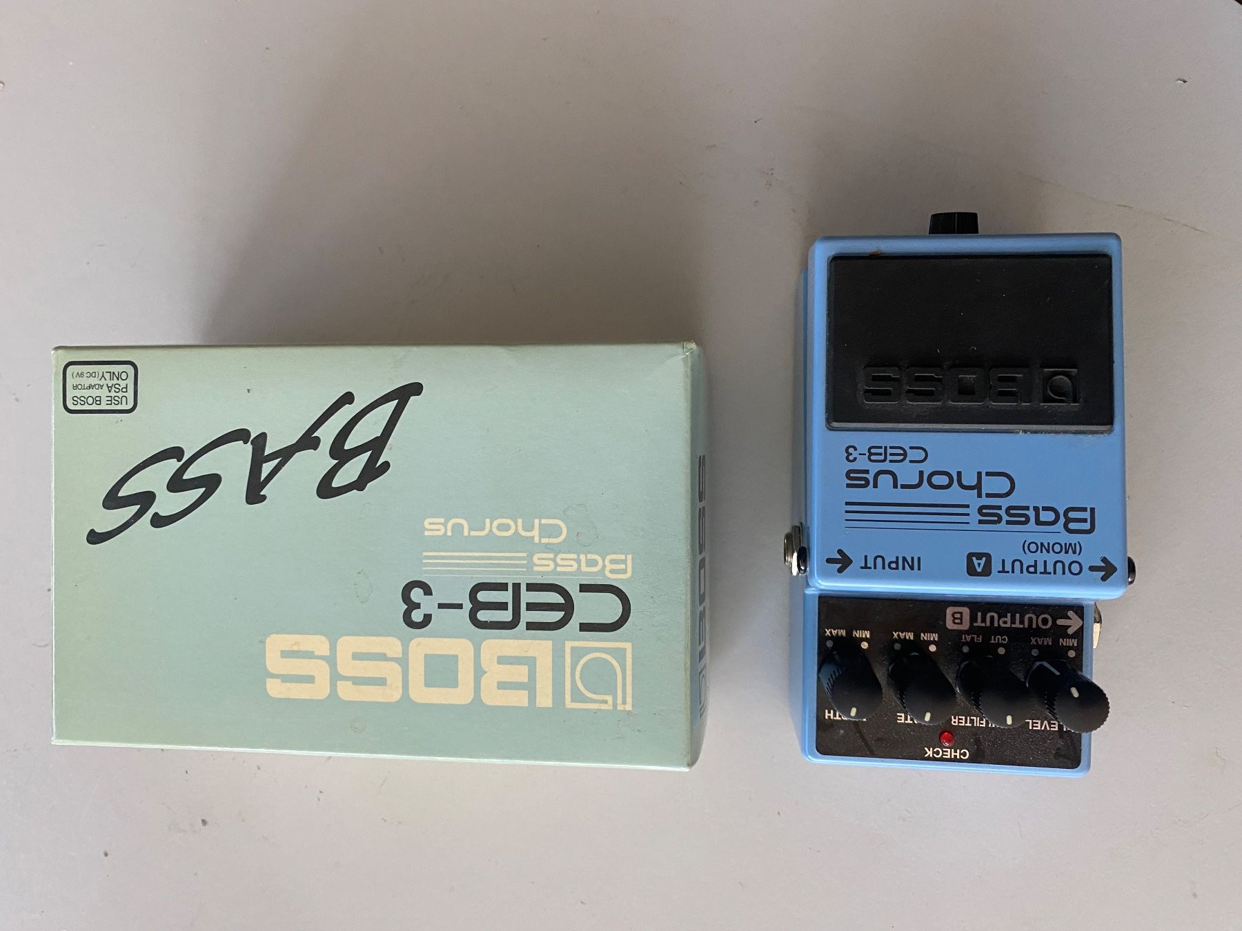 Boss Musikinstrumente: Boss CEB-3 Bass Chorus – Neu und originalverpackt aus Courrendlin von stratpoised 1